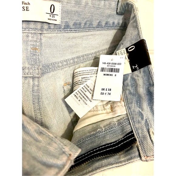 Low Rise Short - Picture 9 of 9